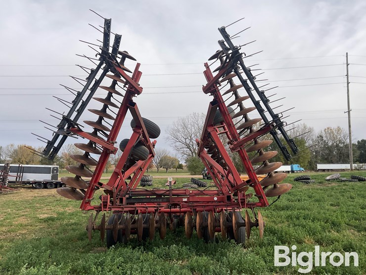 case-ih-3950-image-6