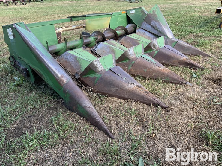 john-deere-444-image-3