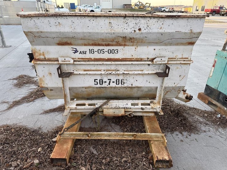 #4294-•-68“-hydraulic-skid-steer-mixer-attachment-image-2