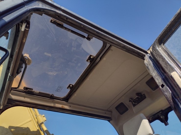 caterpillar-320dl-image-13