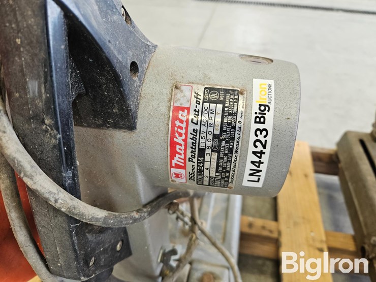 makita-2414-chop-saws-image-11