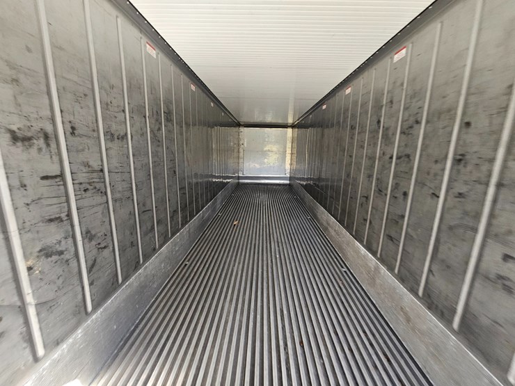 #22767-•-40'-refrigerated-container-image-14