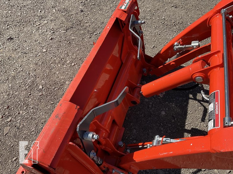 2022-kubota-bx2380-image-10