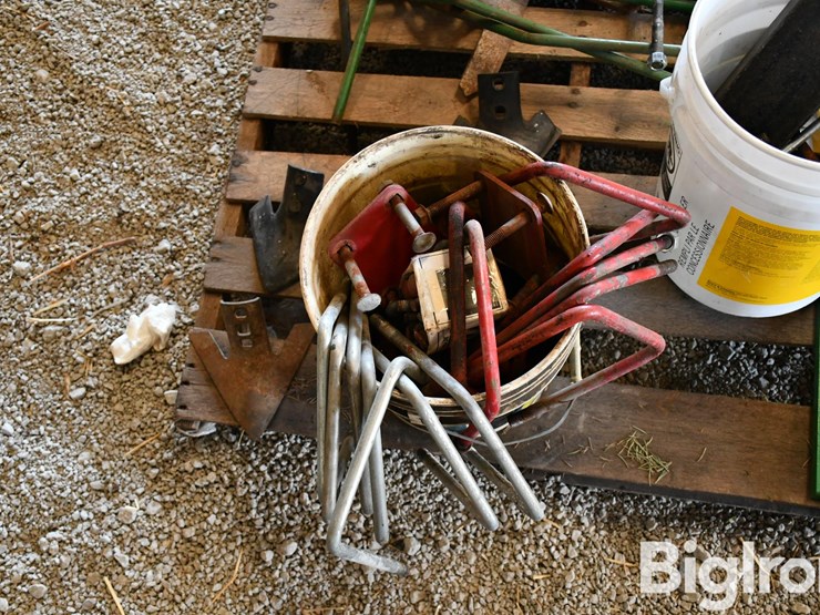 pallets-of-farm-support-image-9