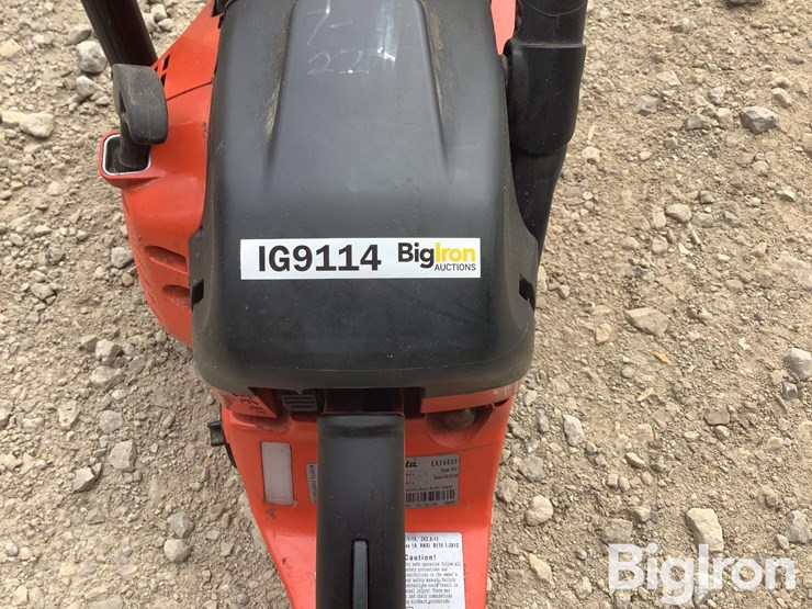 makita-chainsaw-image-15