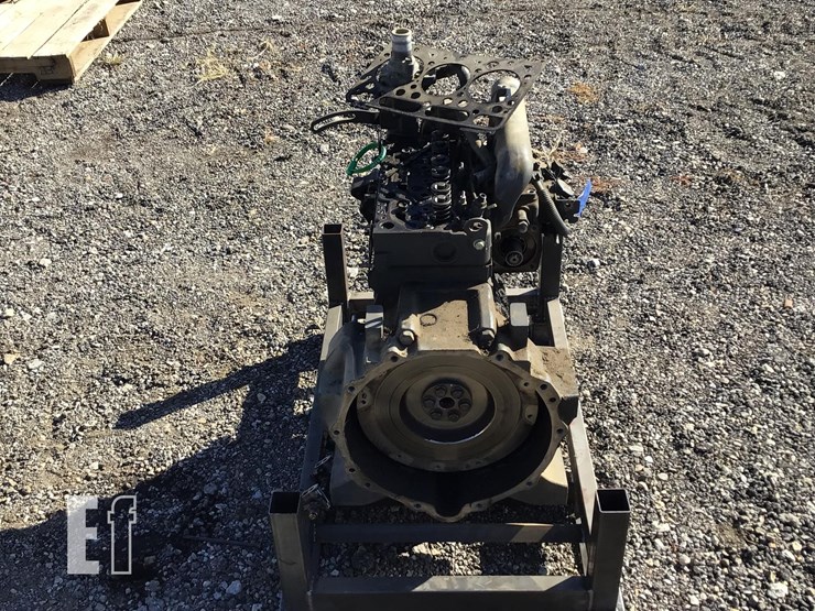 kubota-d1703-image-4