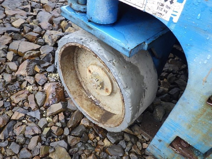 genie-gs1930-image-13