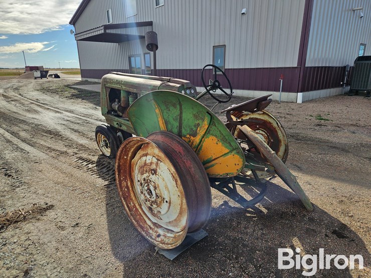 1947-oliver-70-image-4