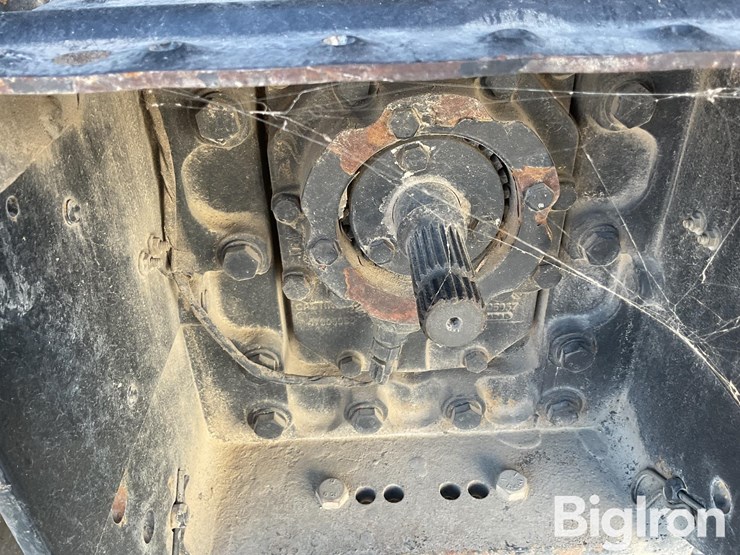 2018-new-holland-t8.320-image-13