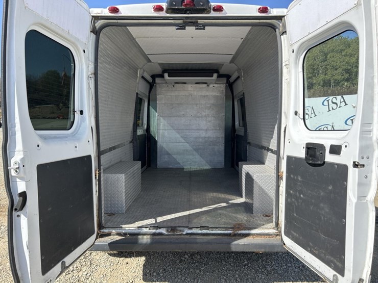 2016-ram-promaster-3500-image-17