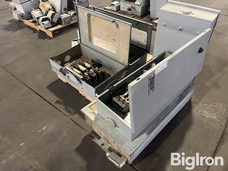 square-d-pump-panels-image-5