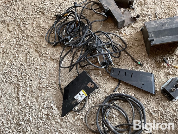 new-holland-cr9060-image-1