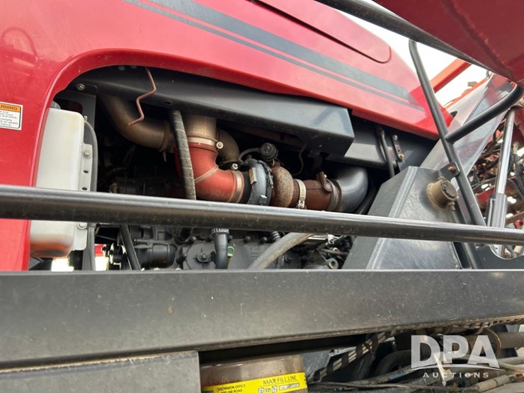 2020-case-ih-patriot-4440-image-46