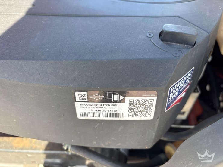 husqvarna-42in-riding-mower-image-13