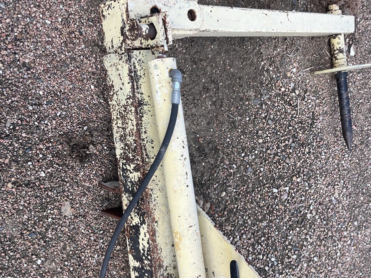 vermeer-3-pt-bale-unroller-image-14