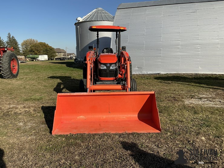 2012-kubota-m7040f-image-2