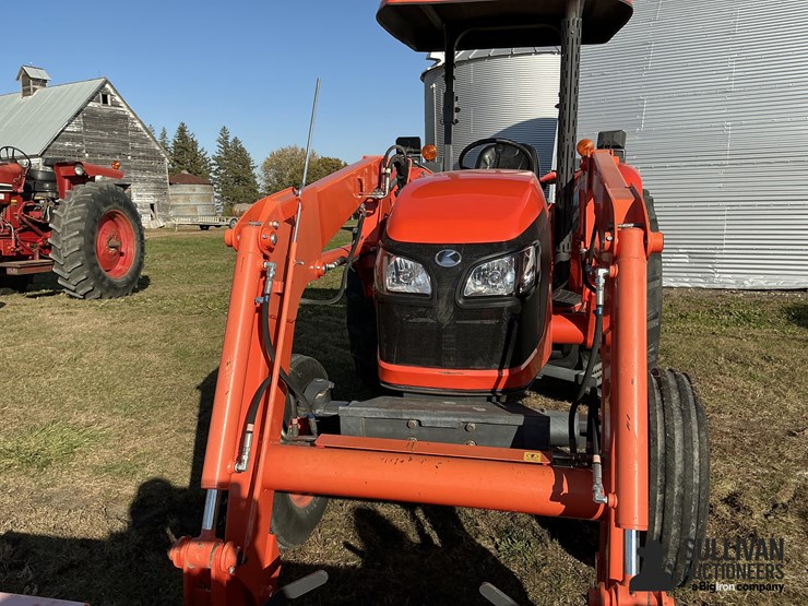 2012-kubota-m7040f-image-14
