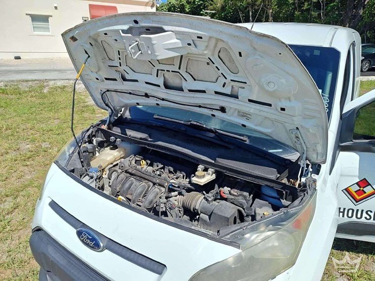 2015-ford-transit-connect-image-32