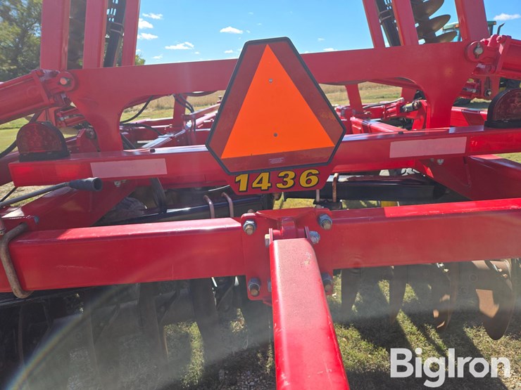 2016-sunflower-1436-33-image-18