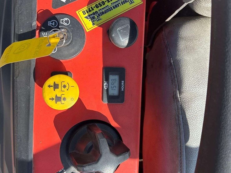 2018-ariens-riding-mower-image-10