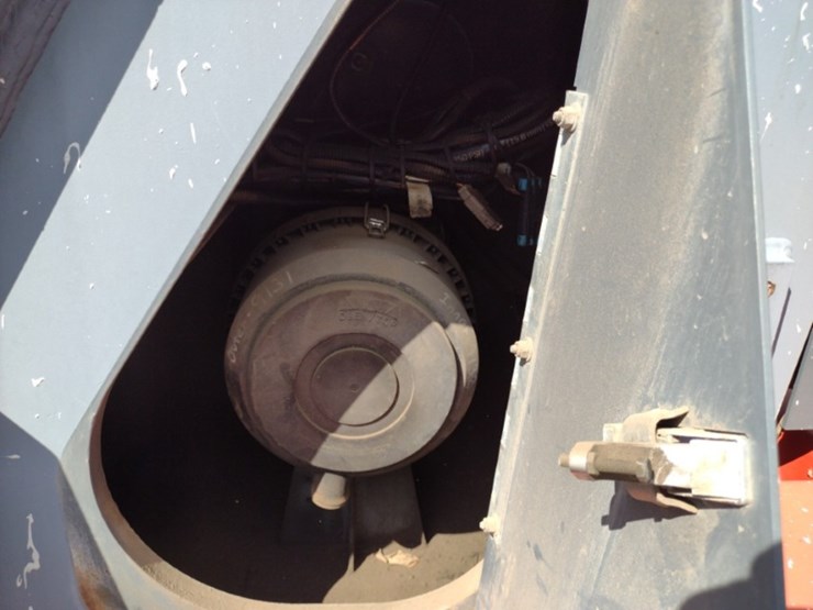 skyjack-sj1056th-image-25