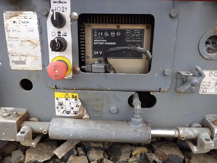 skyjack-sjiii3219-image-16