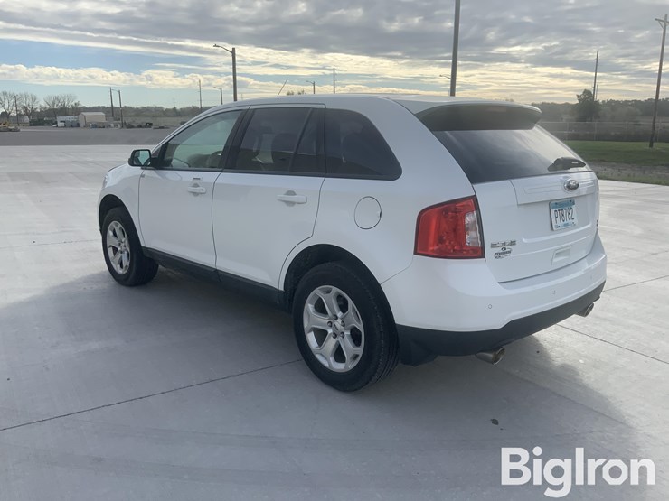 2014-ford-edge-image-7