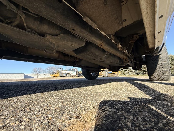 2016-dodge-1500-image-45