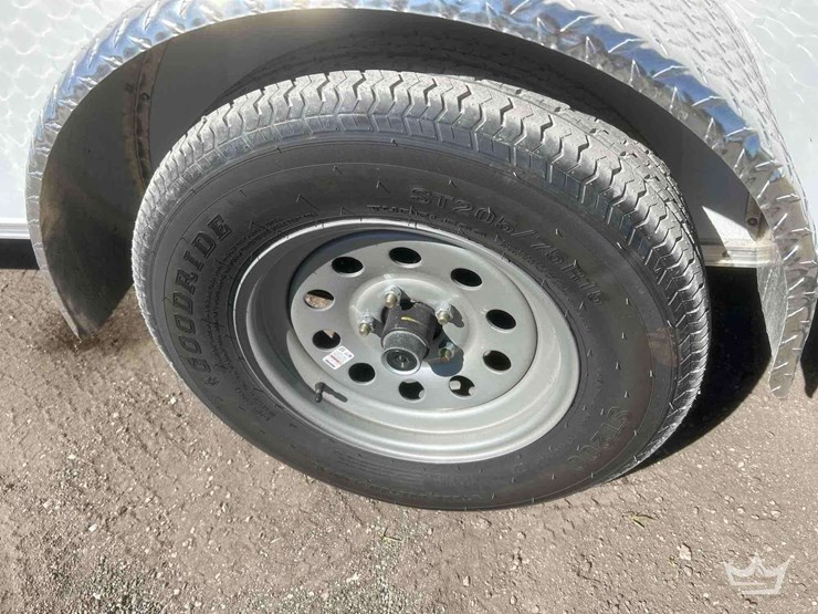 2025-j-&amp;-c-suppliers-enclosed-trailer-image-9