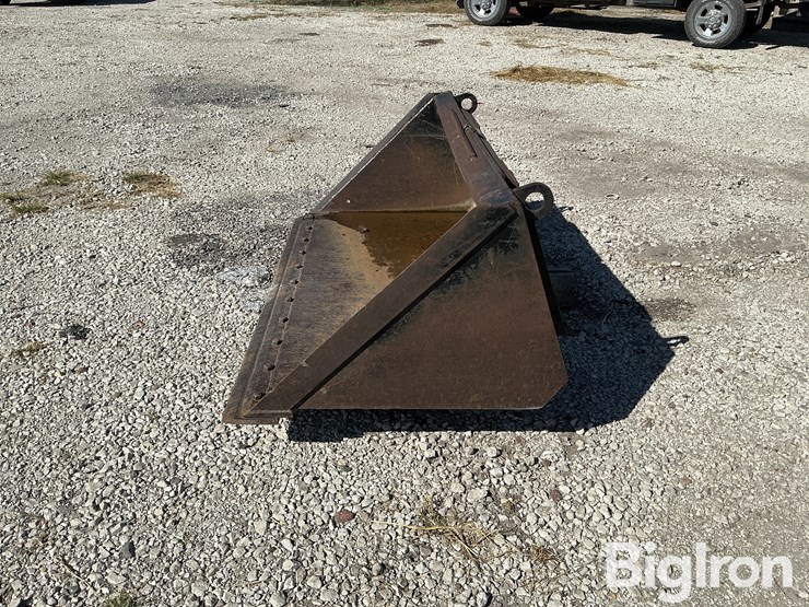 shop-built-66”-bucket-image-8