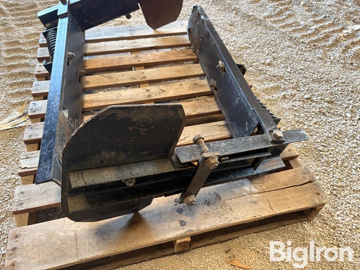 pallet-of-farm-support-image-7