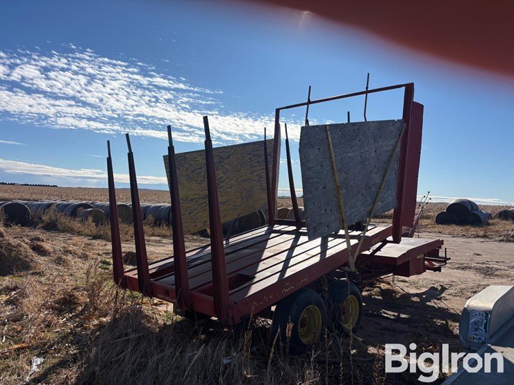 new-holland-1032-image-5