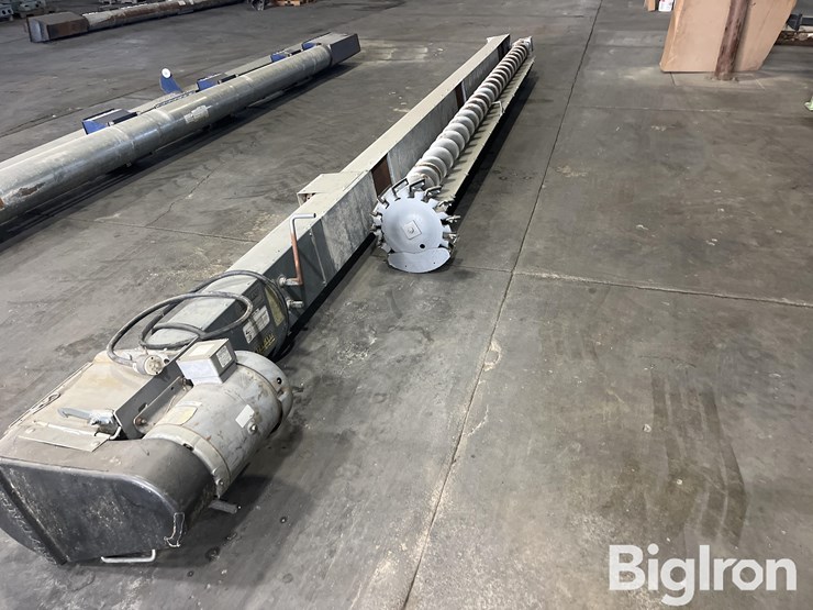 springland-grain-bin-power-sweep-floor-auger-image-1