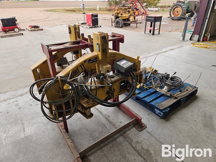 buffalo-scout-i-&-ii-guidance-systems-on-steel-holding-rack-image-6