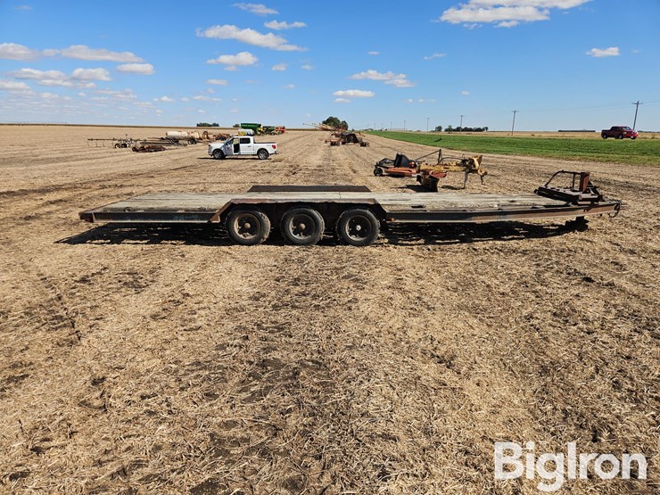 19'-tri/-axle-flatbed-trailer-image-4