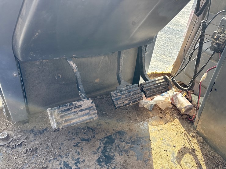 case-ih-7150-image-35