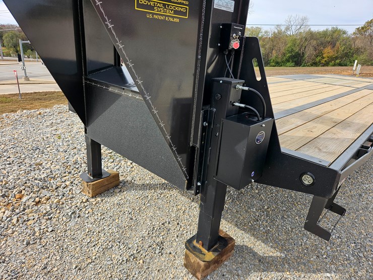 #22762-•-2025-ez-haul-32'-flatbed-trailer-image-26