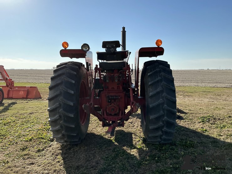 1979-international-686-image-6