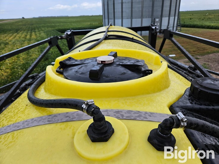 bestway-1,850-gal-100'-boom-pull-type-sprayer-image-20