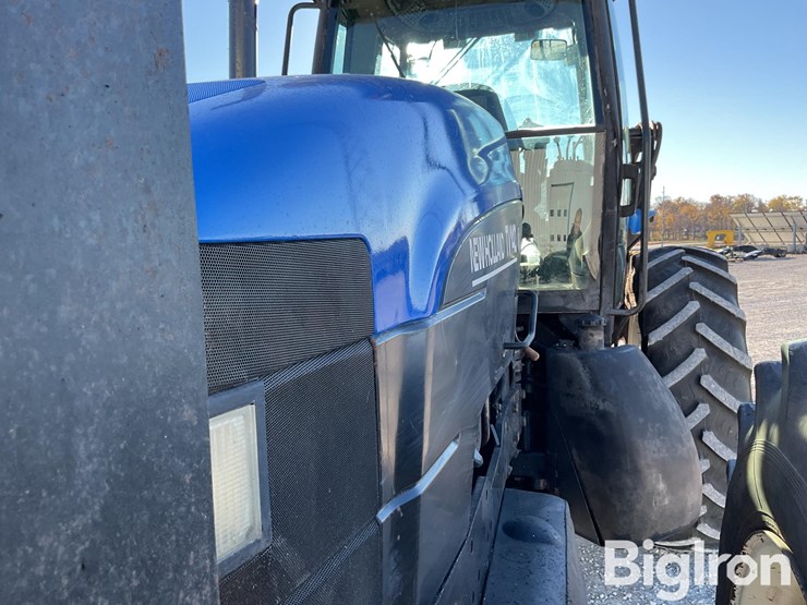 new-holland-tv140-image-14