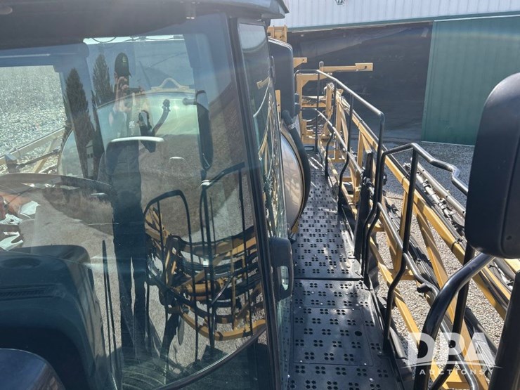 2016-ag-chem-rg1100b-image-78