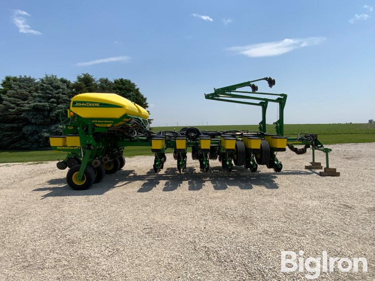 john-deere-1770-image-4