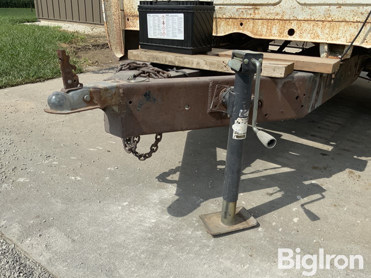 international-300-image-10