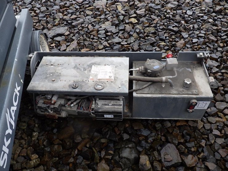 skyjack-sjiii3220-image-16