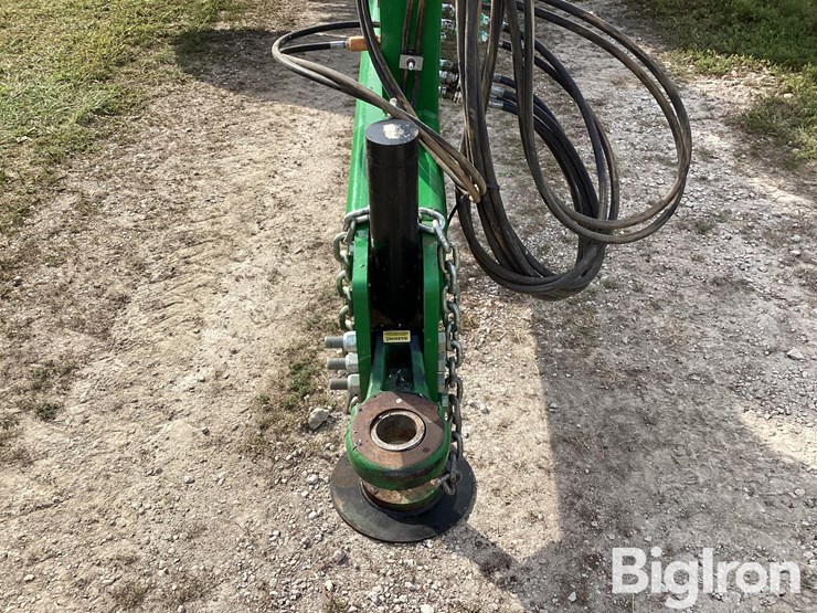 2019-john-deere-2680h-image-11