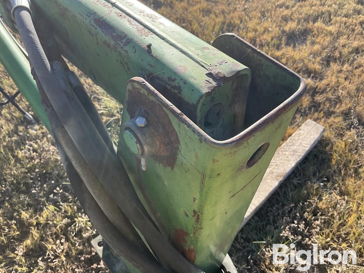 john-deere-158-image-17