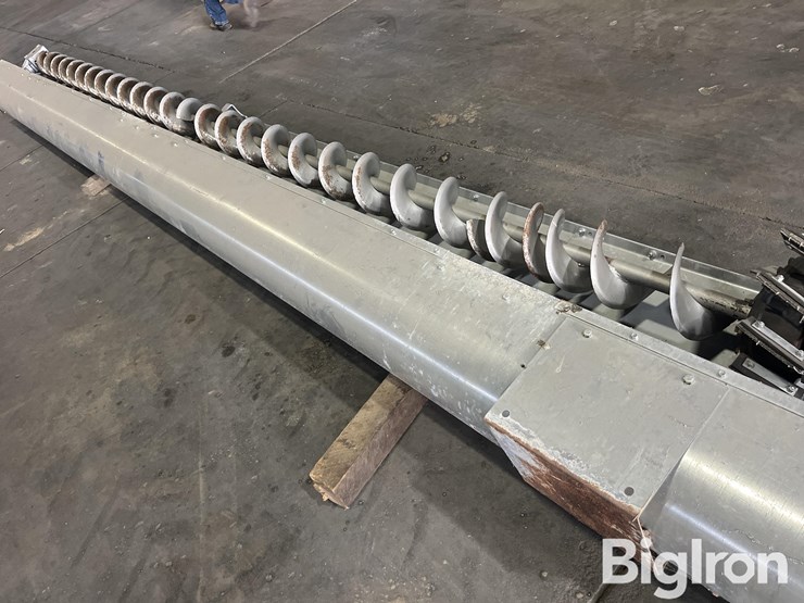 springland-grain-bin-power-sweep-floor-auger-image-12