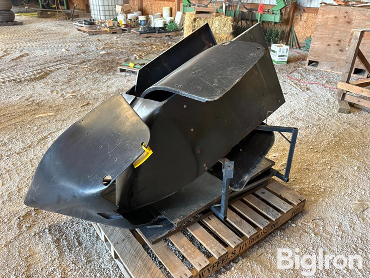 pallet-of-farm-support-image-1