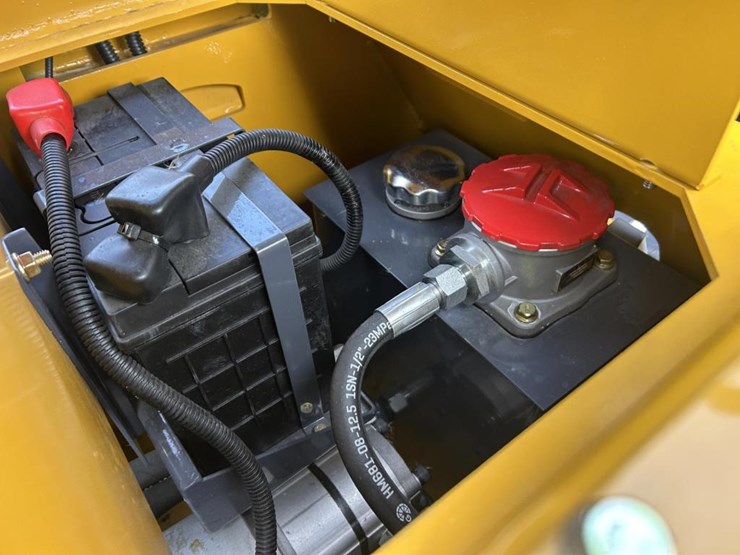 #2713-•-2025-infront-yf400-mini-skid-steer-image-17