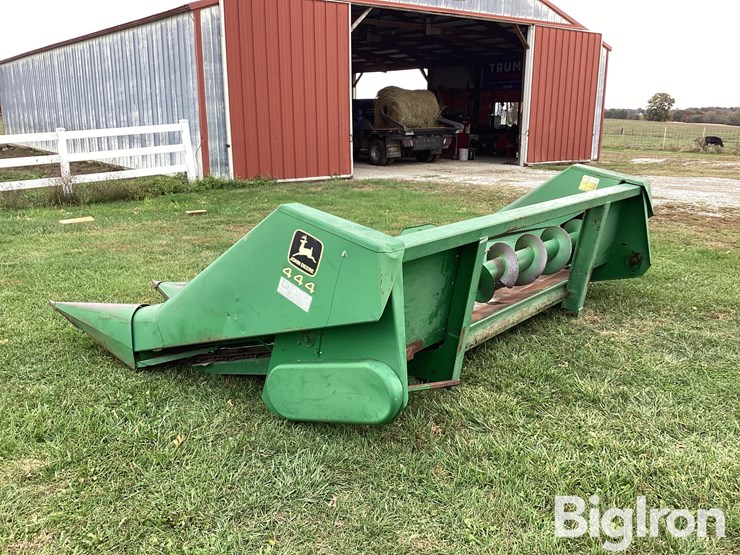 john-deere-444-image-7